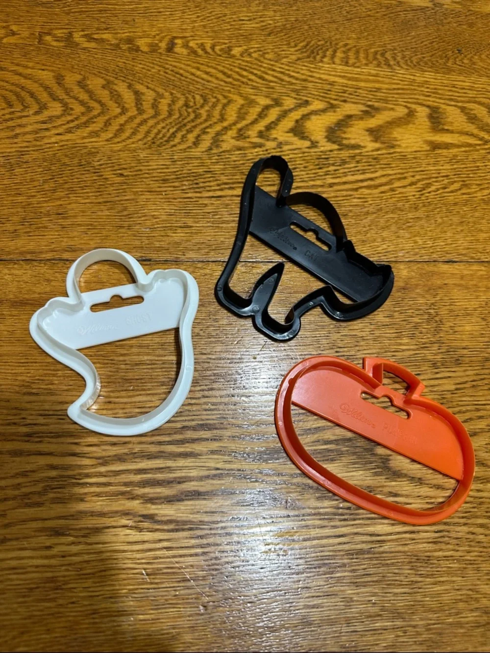 Multicolor Holiday Cookie Cutter Set - Green, Red, Orange, Black, White